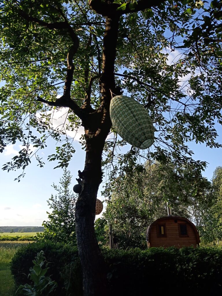 Lampion weht im Wind